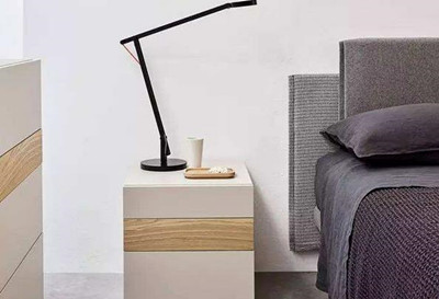 卧室床头柜的风水