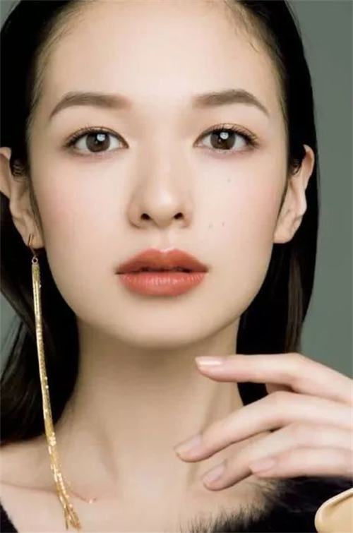 如何学习化日系妆容