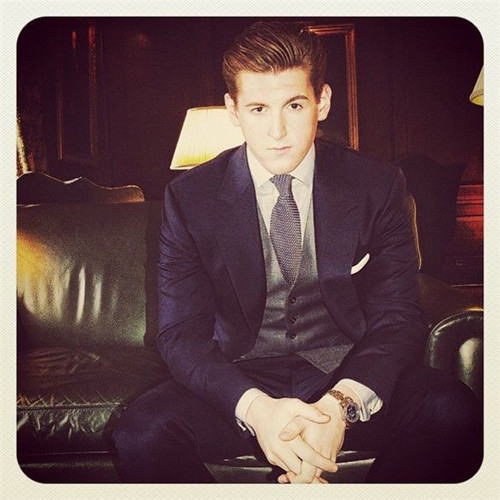 男生拍照姿势的摆法-图片8