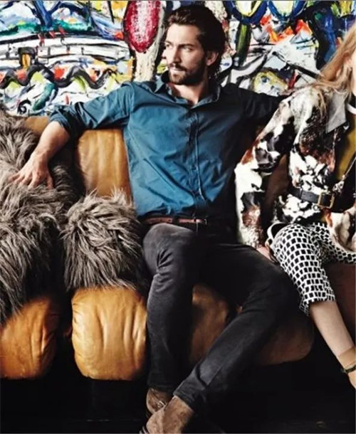 男生拍照姿势的摆法