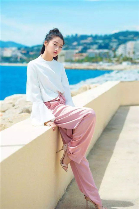 拍照显高显瘦的姿势-图片4