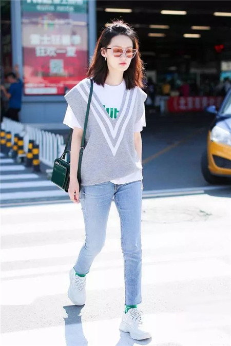 拍照显高显瘦的姿势-图片9