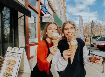 旅游拍照姿势的摆法-图片6