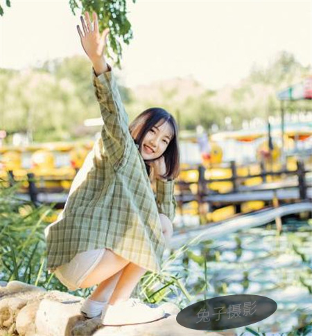 旅游拍照姿势大全-图片8