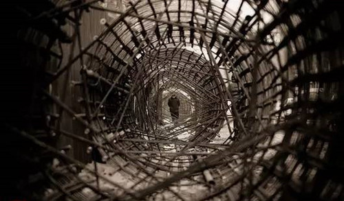 框架式构图技巧