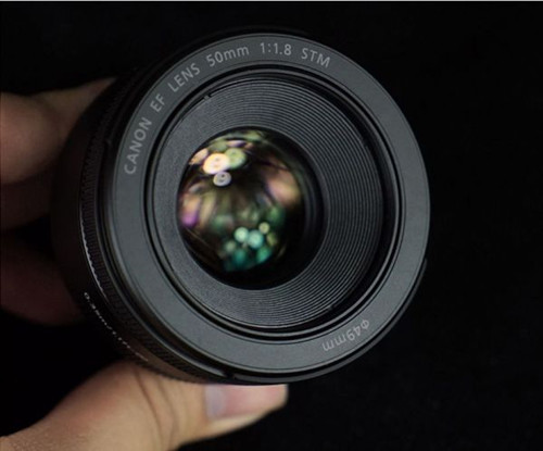 一分钟学会看单反镜头参数