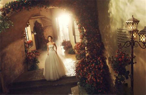 佳丽婚纱摄影公司-图片5