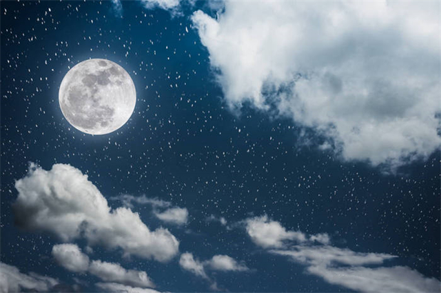 夜晚真实月亮图片