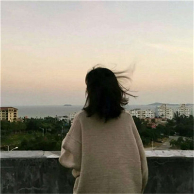 qq女生背影头像