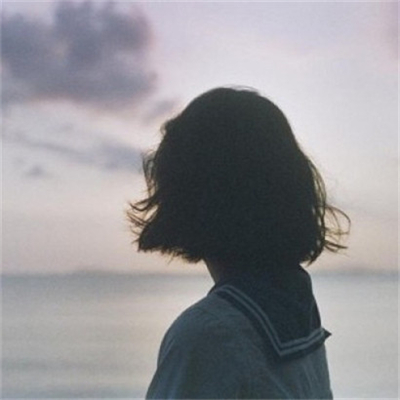 qq女生背影头像