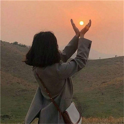 qq女生背影头像