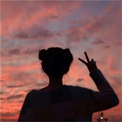 qq女生背影头像