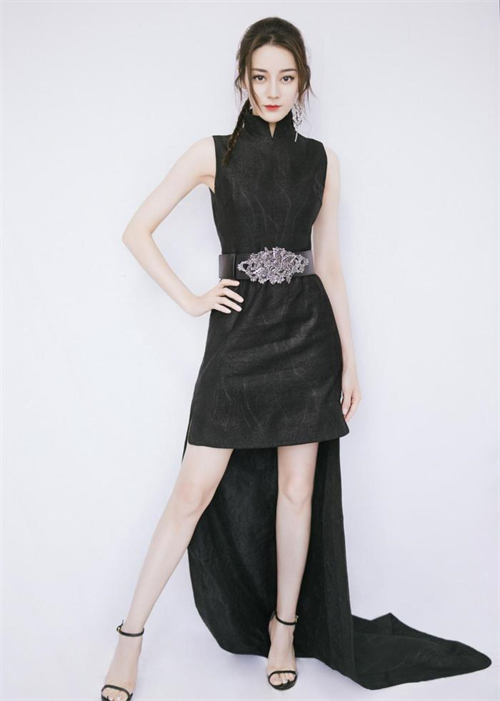 迪丽热巴身材图片以及特点-图片3