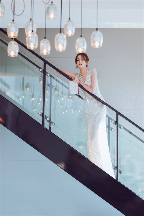 迪丽热巴身材图片以及特点-图片5