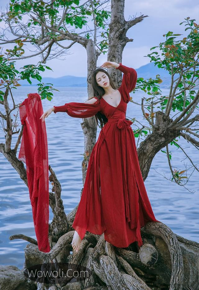 复古红色长裙真实照片