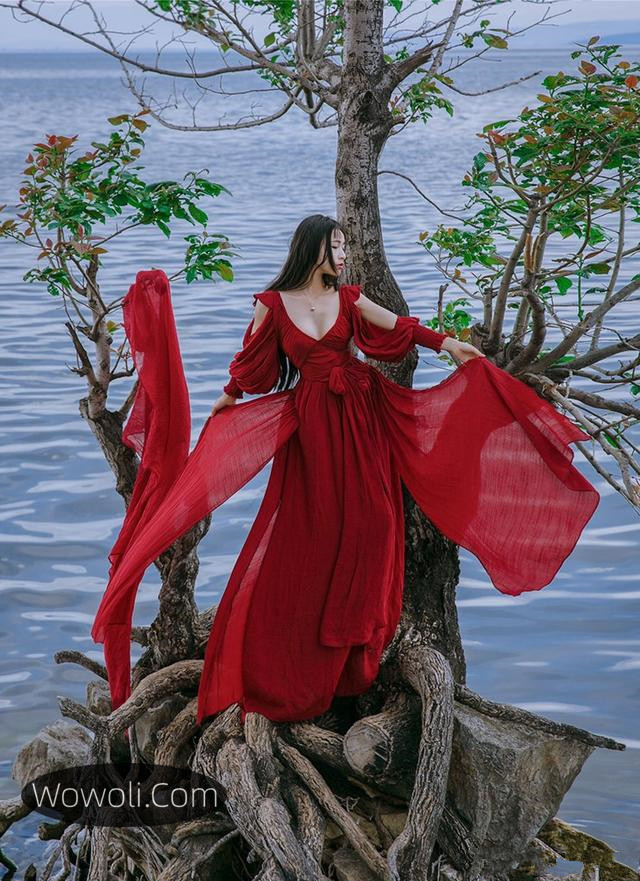 复古红色长裙真实照片